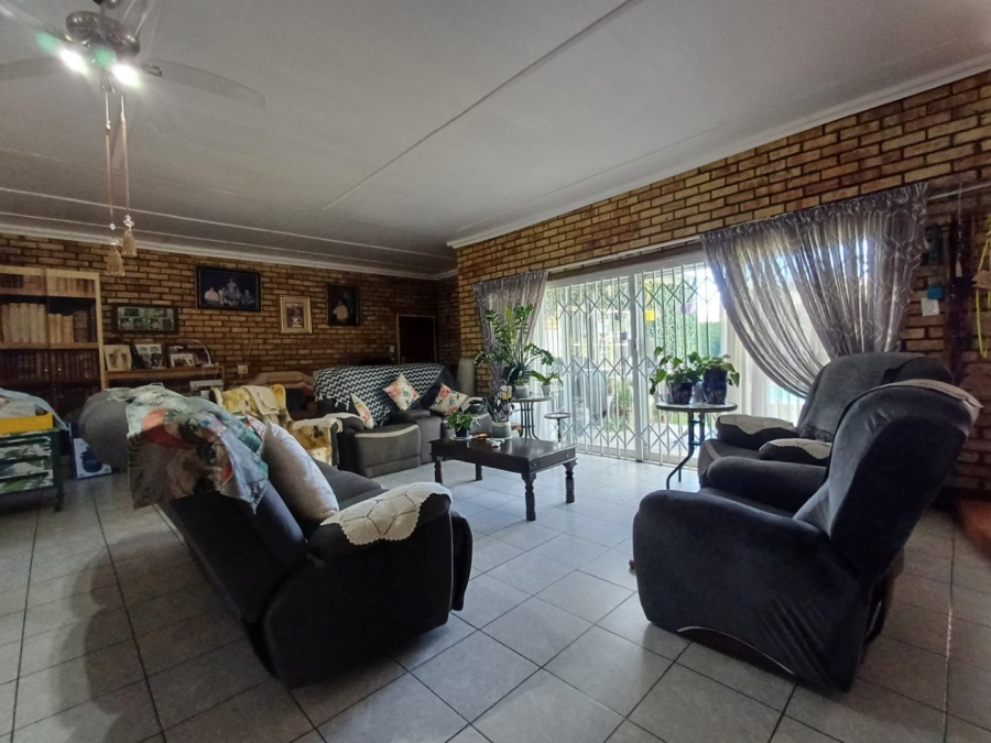 1 Bedroom Property for Sale in Lichtenburg North West
